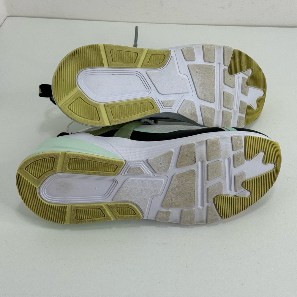 Fabletics Performance Sneakers Trainers - image 7